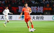 泰山今日表现抢眼，武磊整场无解，教练赛后亲自拥抱